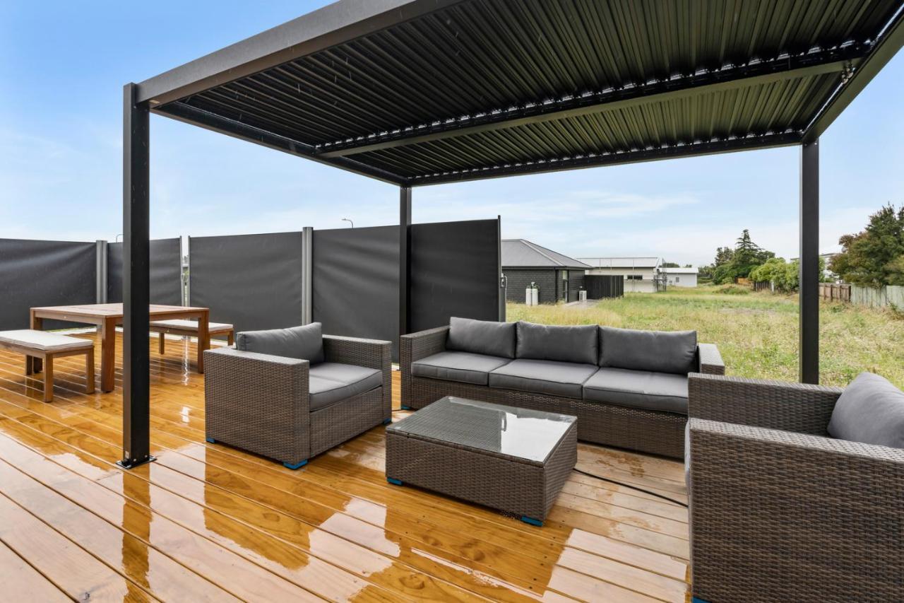 Pride Of Pinot - Martinborough Holiday Home Exterior photo